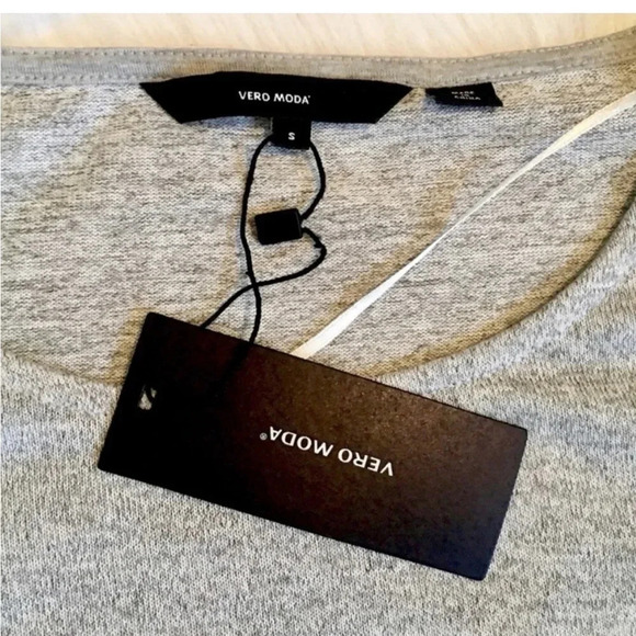 NWT Vero Moda Ruffle Frill Sleeve Top - Picture 4 of 6